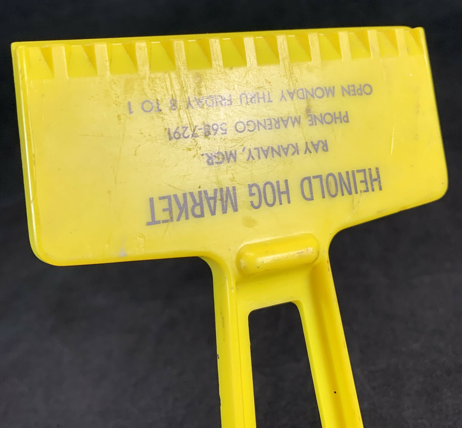 Heinold Hog Market Yellow Plastic Vintage Ice Scraper Marengo Illinois 1957 USA
