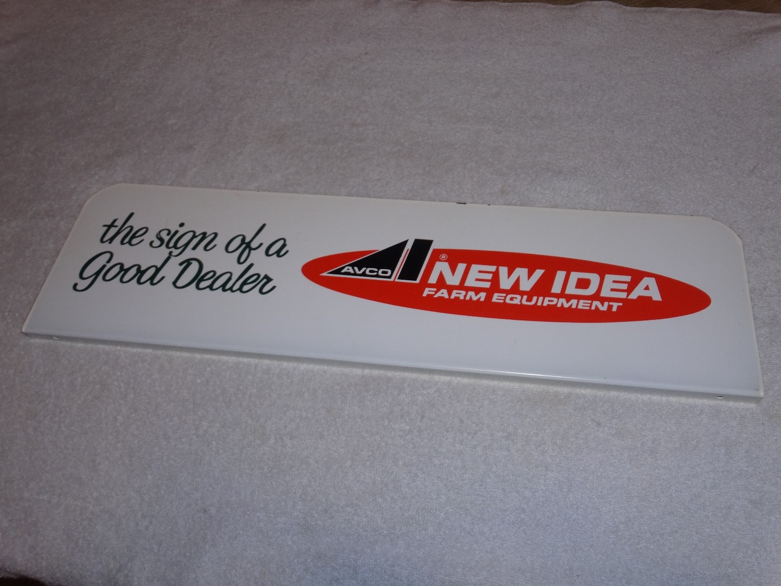 VINTAGE ANTIQUE ORIGINAL NEW IDEA FARM EQUIPMENT TRACTOR DEALER 21.5&Prime; METAL SIGN