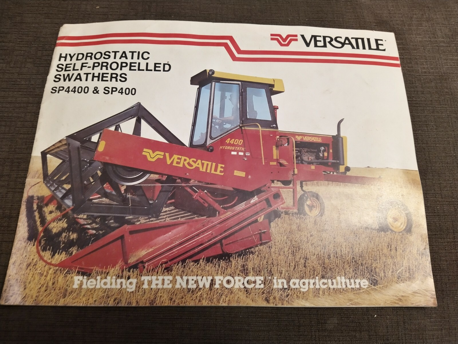 Vintage Versatile SP 400 & 4400 Swather Brochure 8 1/2 x 11&Prime; 12 page