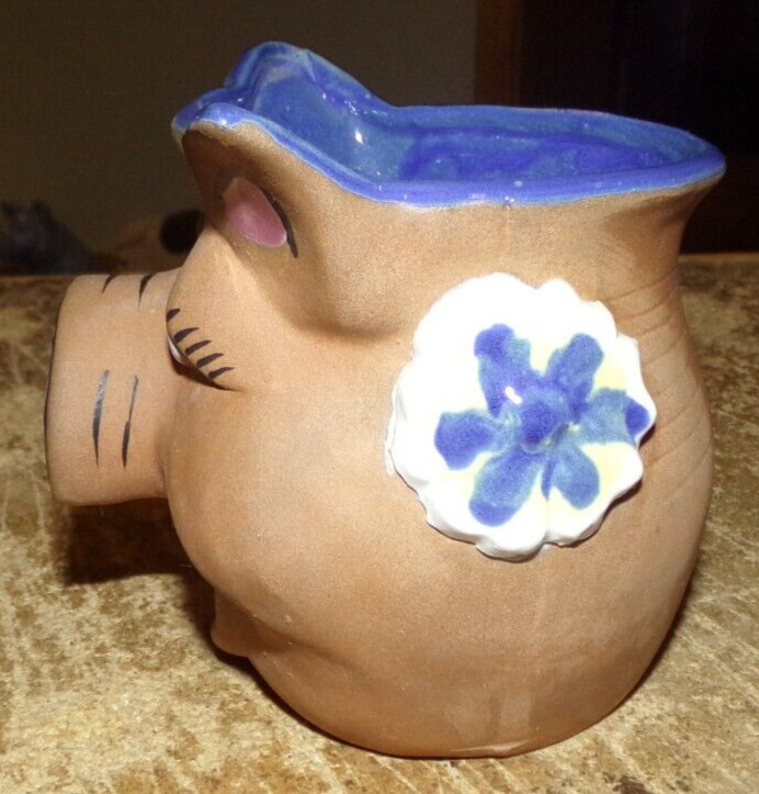 pottery pig face coffee mug in nice shape used
