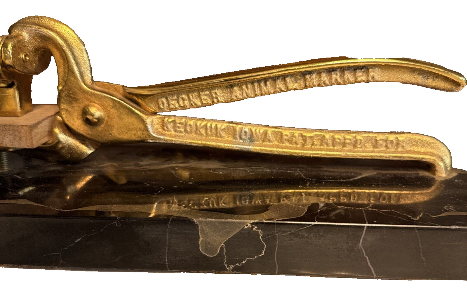 Vintage Decker Tool Animal Marker Brass Tone on Black Marble Base Keokuk IA USA