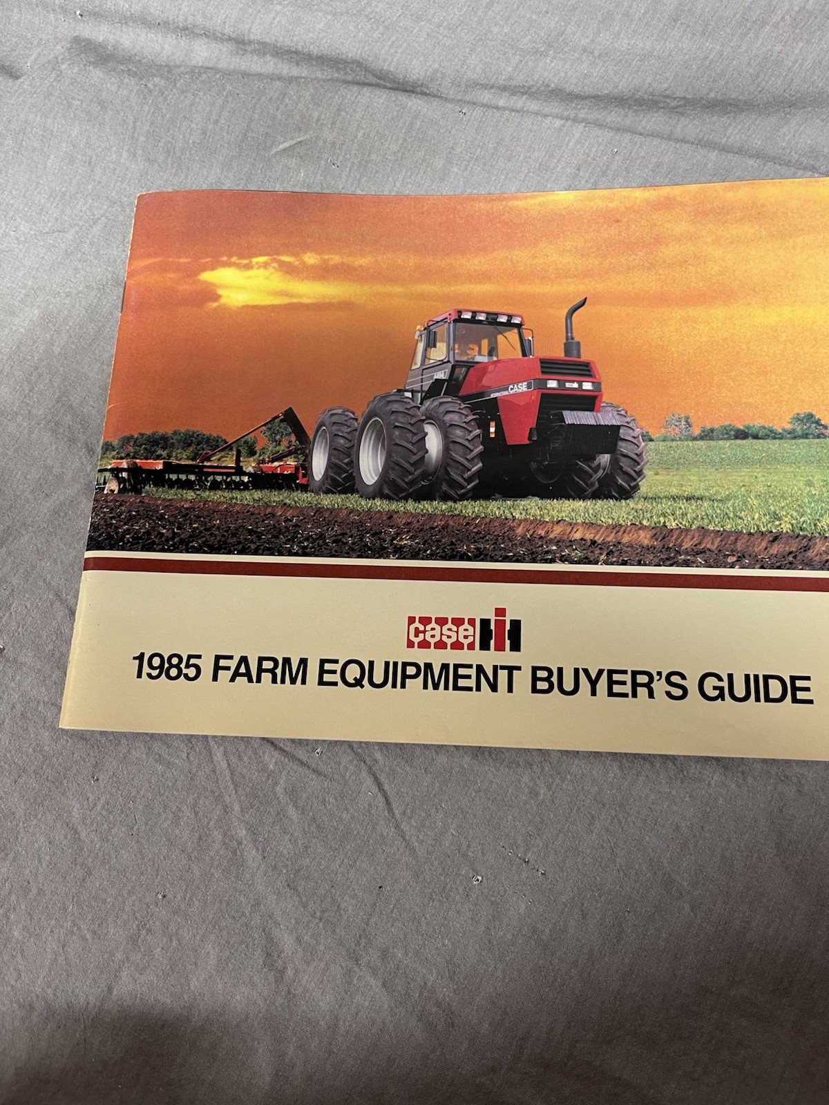 Case International Buyers Guide For 1985 Brochure FCCA
