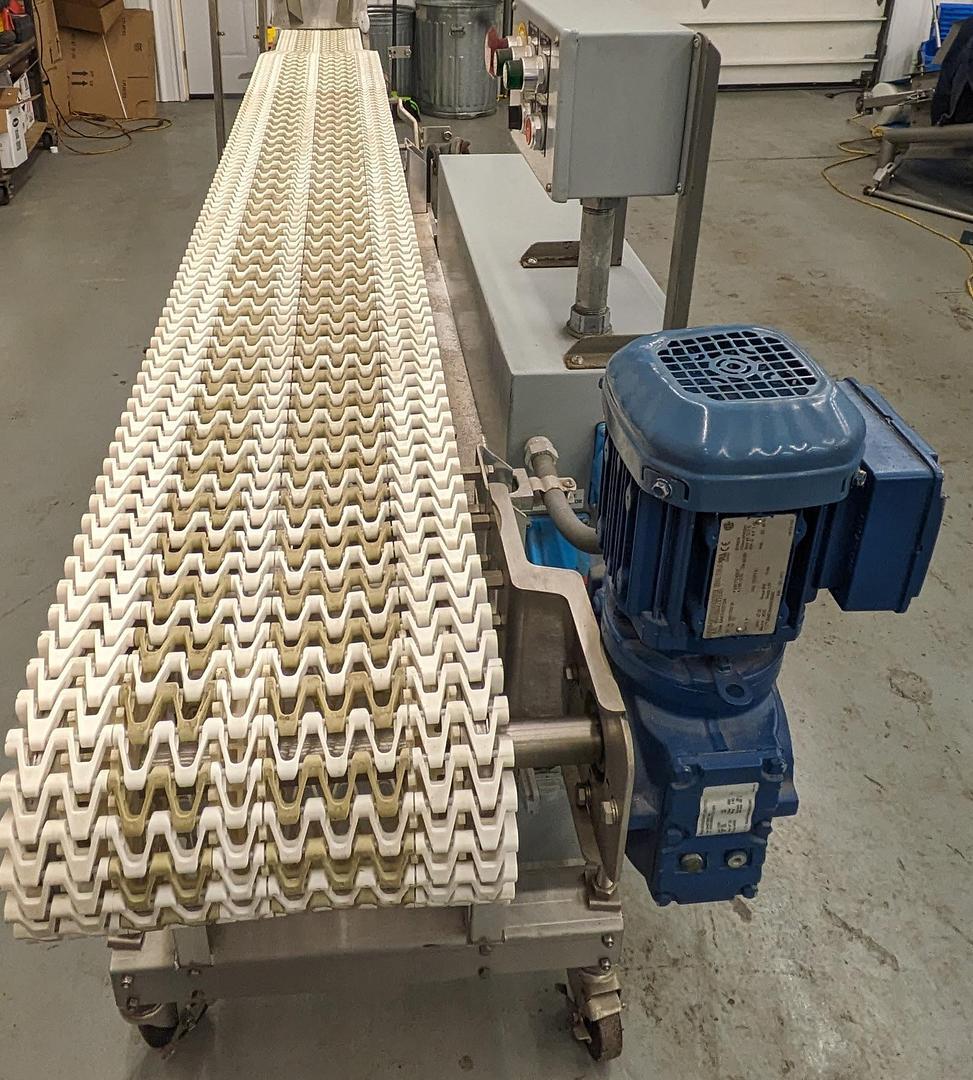 incline conveyor, multi outlet control panel, casters