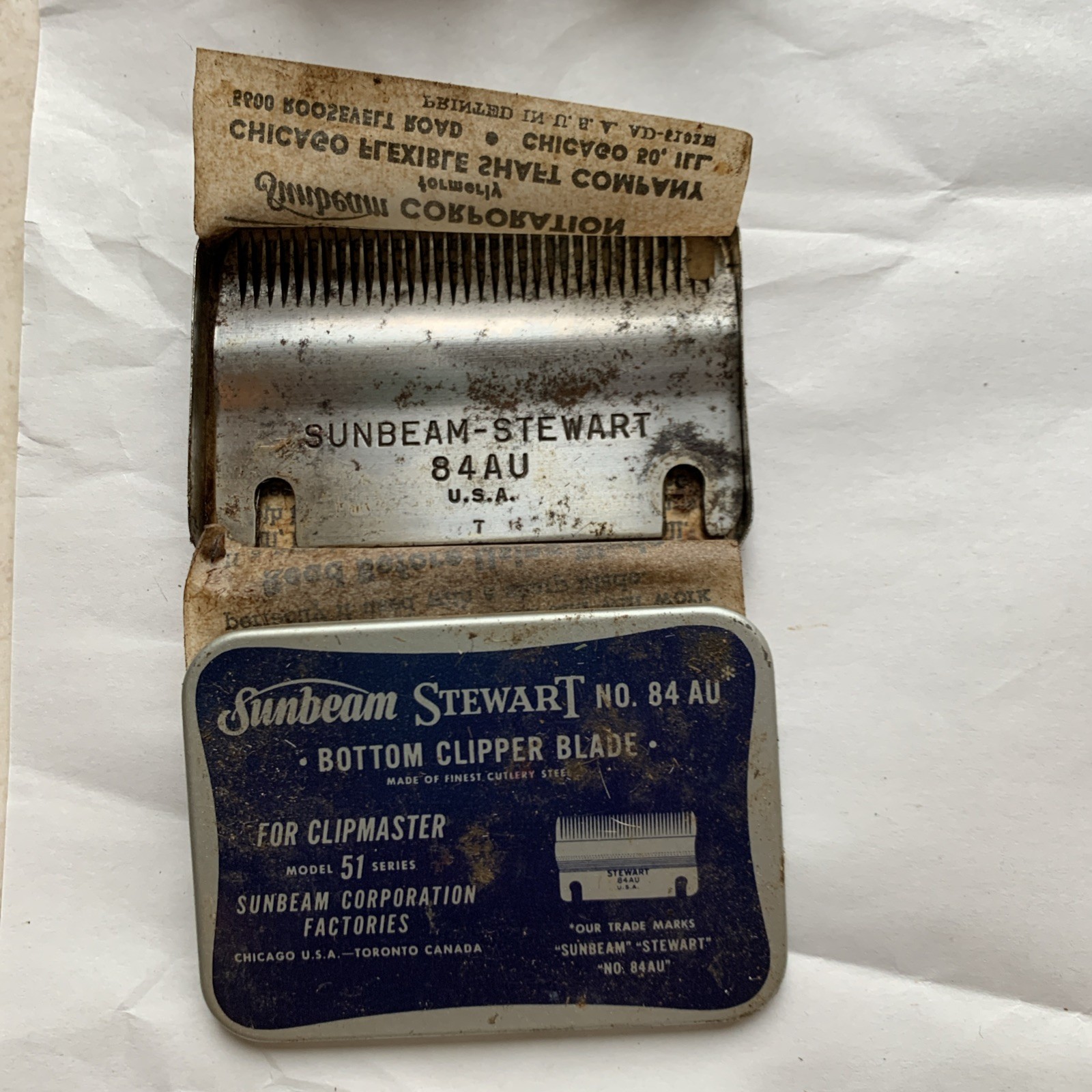 ANTIQUE- SUNBEAM- STEWART ELECTRIC CLIPMASTER-MODEL 51-2 ORIGINAL BOX Powers On