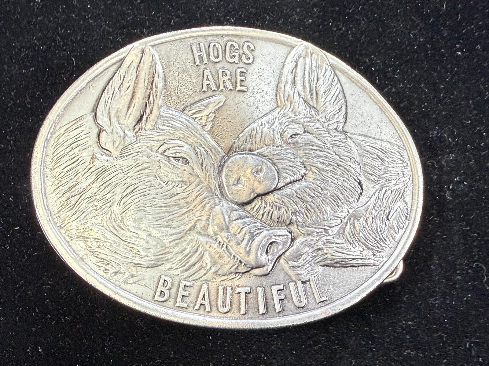HOGS ARE BEAUTIFUL National Pork Producers Council VTG 1975 Lewis Belt Buckle