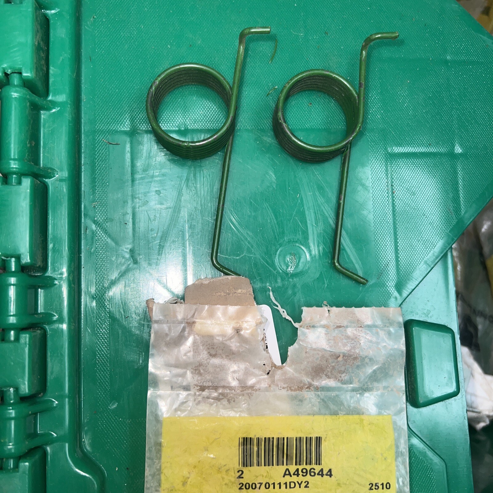 John Deere A49644 Torsion Spring Bag 2