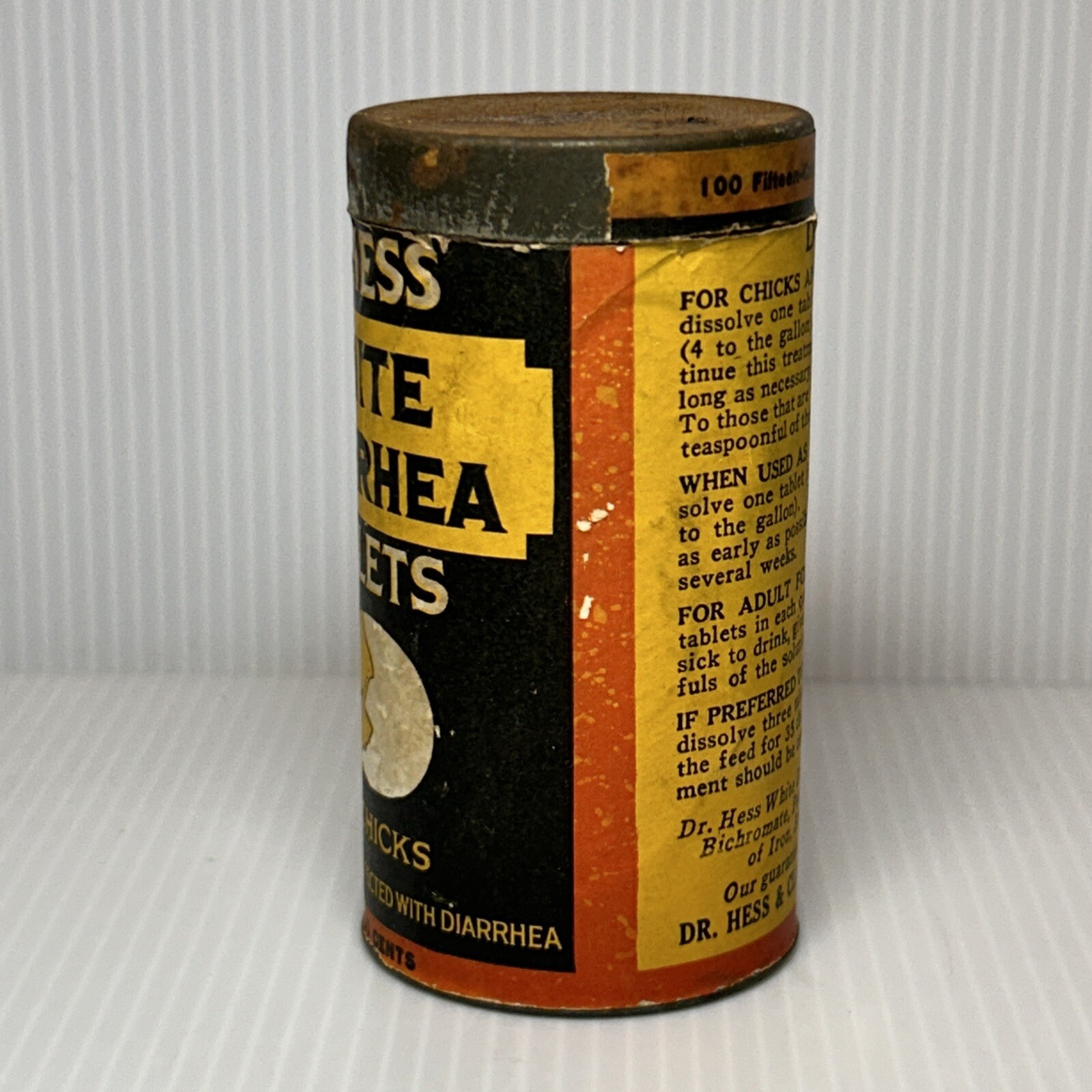 Antique 1926 Dr Hess White Diarrhea Tablets for Chicks, Farm Medicine Can ~ RARE