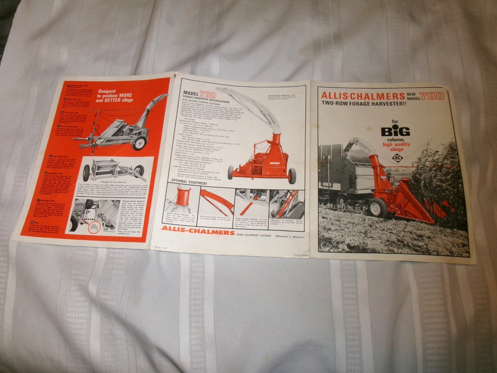 Vintage Allis Chalmers 780 Two Row Forage Harvester Sales Brochure 1960s. L@@K!