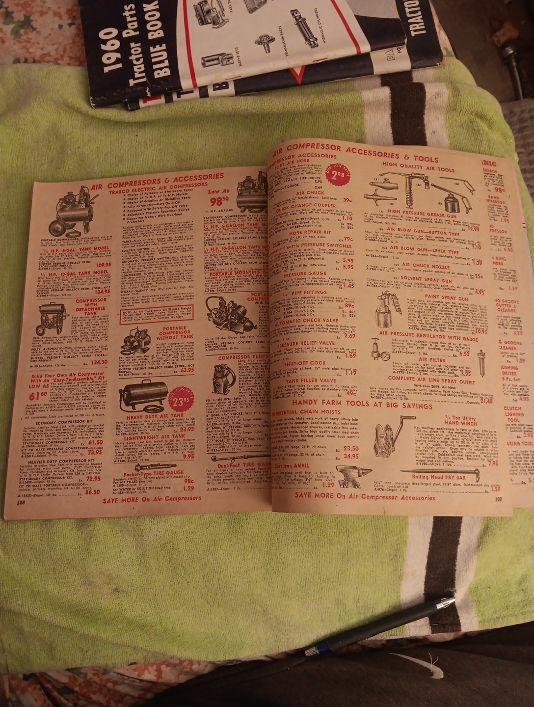 1960 Tractor SUPPLY COMPANY PART GUIDE Blue BOOK Agricultural Machinery Magazine