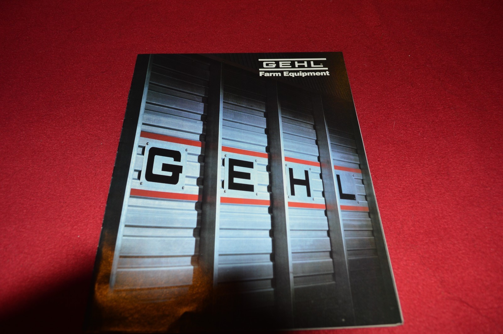 Gehl Buyers Guide for 1989 Dealer&rsquo;s Brochure LCOH
