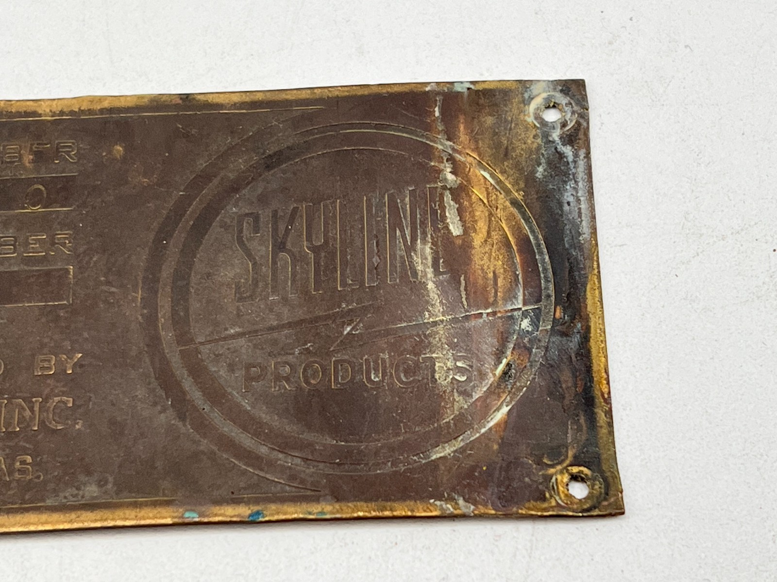 Vintage Davis Mfg. Inc. Wichita, Kansas KS Skyline Products Brass Tag / Plate