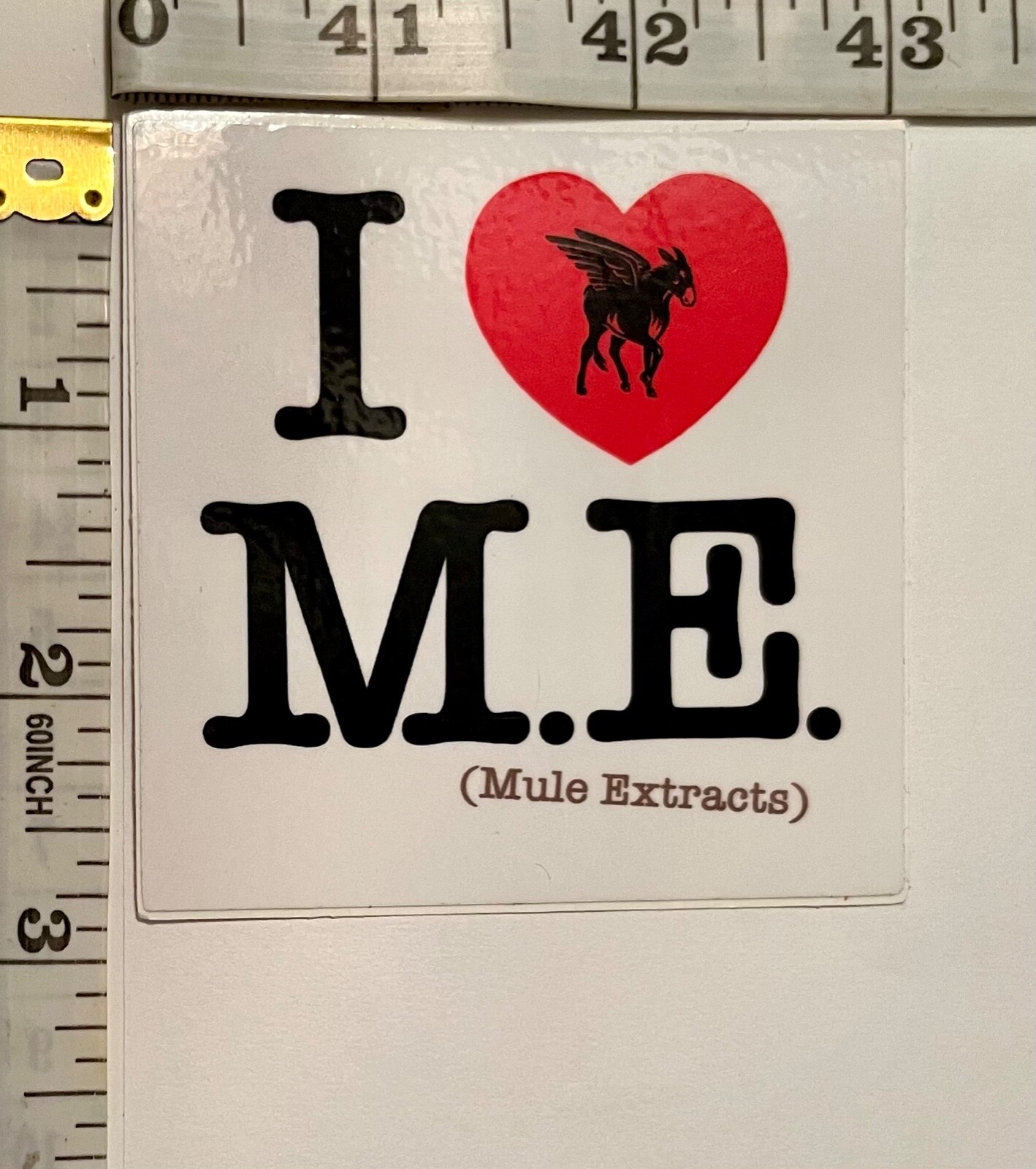 MULE EXTRACTS Button /Sticker Sets – OREGON, USA Cannabis Industry Advertisement