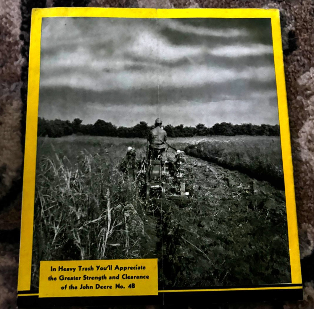 John Deere No.4B Tractor Plows For 1937 Brochure DCPA26