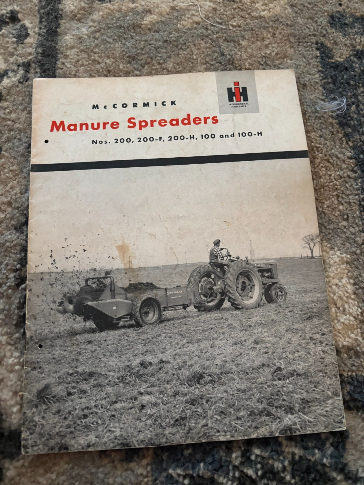 International Harvester 200 200-F 100 Manure Spreader For 1950 Brochure FCCA25