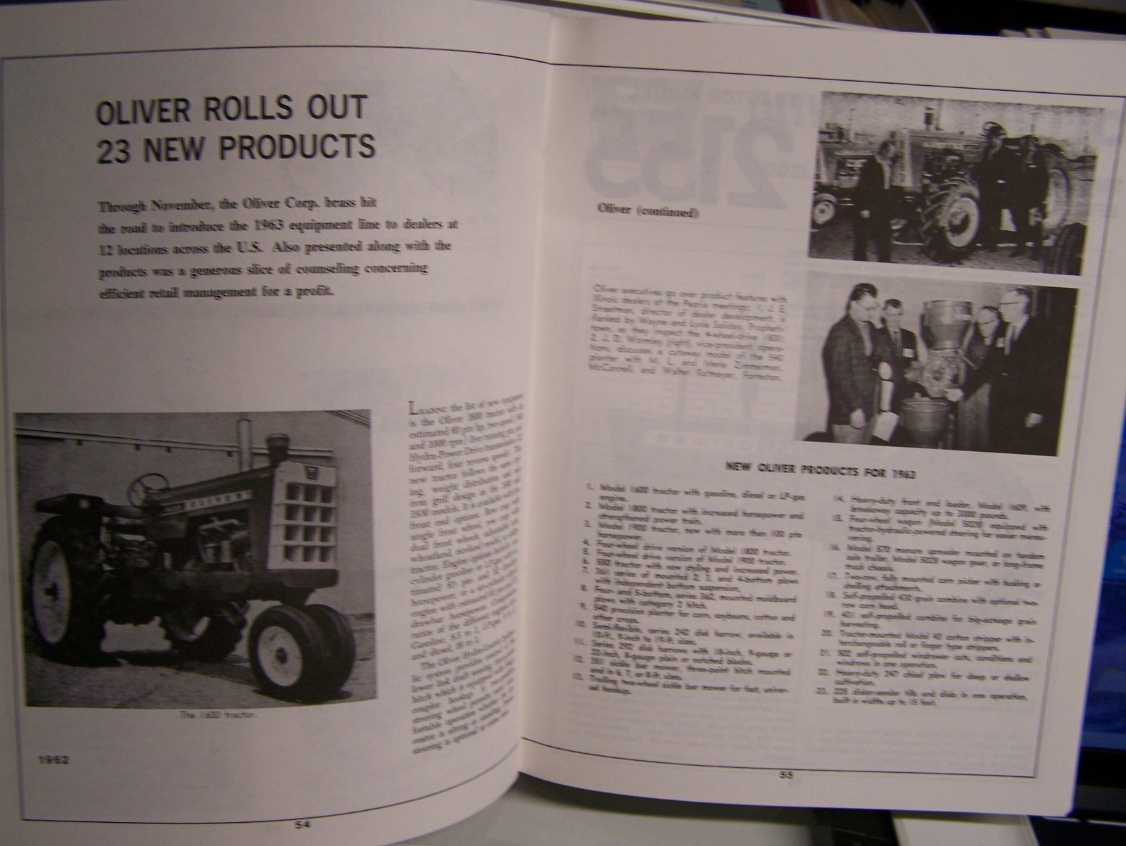 OLIVER/HART/PARR FARM EQUIPMENT DATA BOOK~ADV./BY ALAN C. KING~1898/1975 TRACTOR
