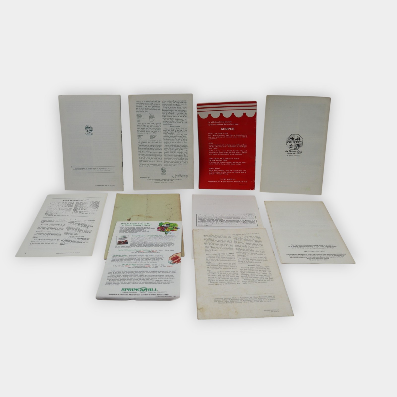 Vintage Garden & Agriculture Pamphlet Lot USDA Extension Lawn Weeds Roses