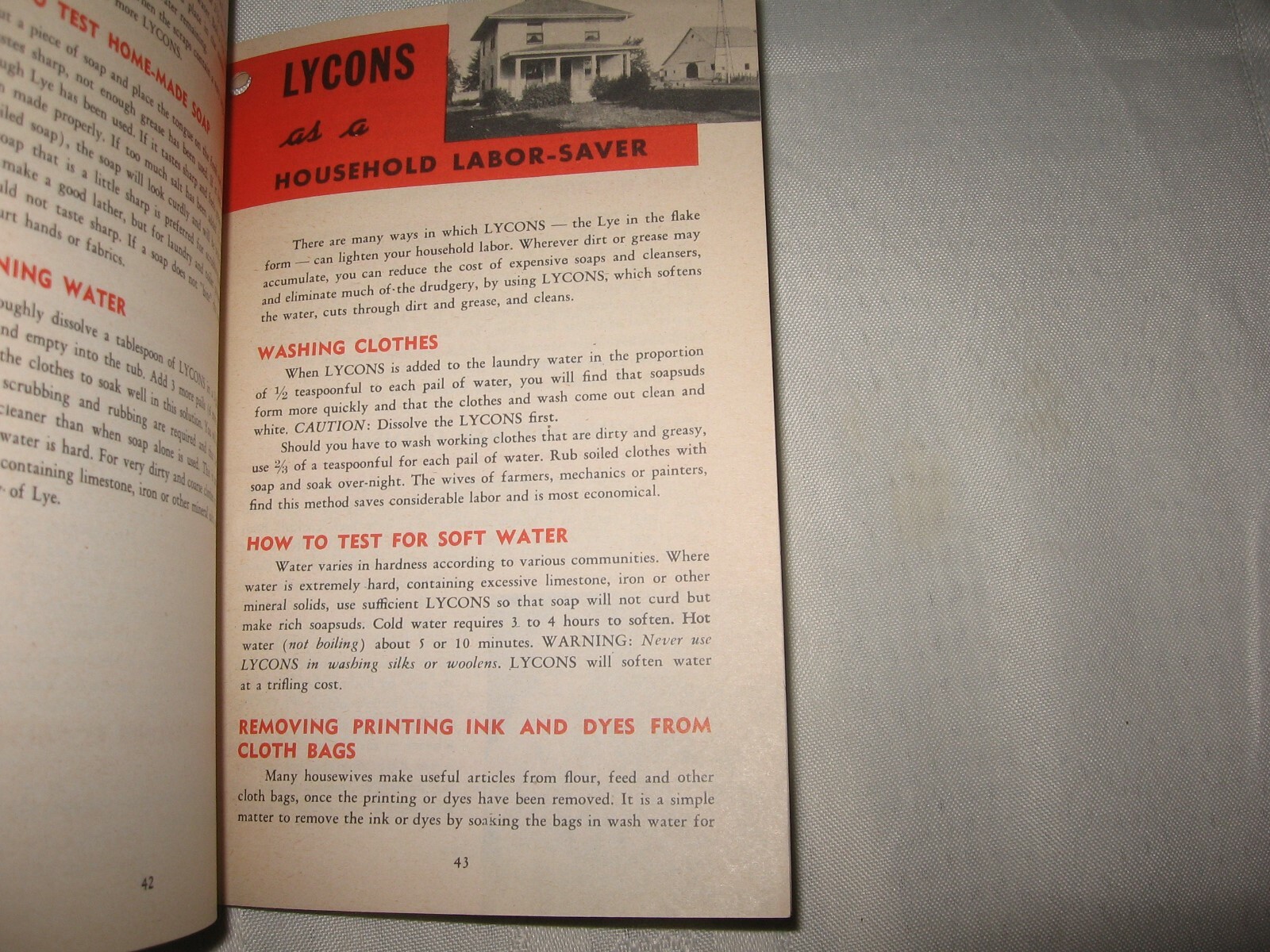 B.T. BABBITT&rsquo;S LYCONS NEW FLAKE LYE ~ THE FARMER&rsquo;S FRIEND ~ 1940 AD BOOKLET