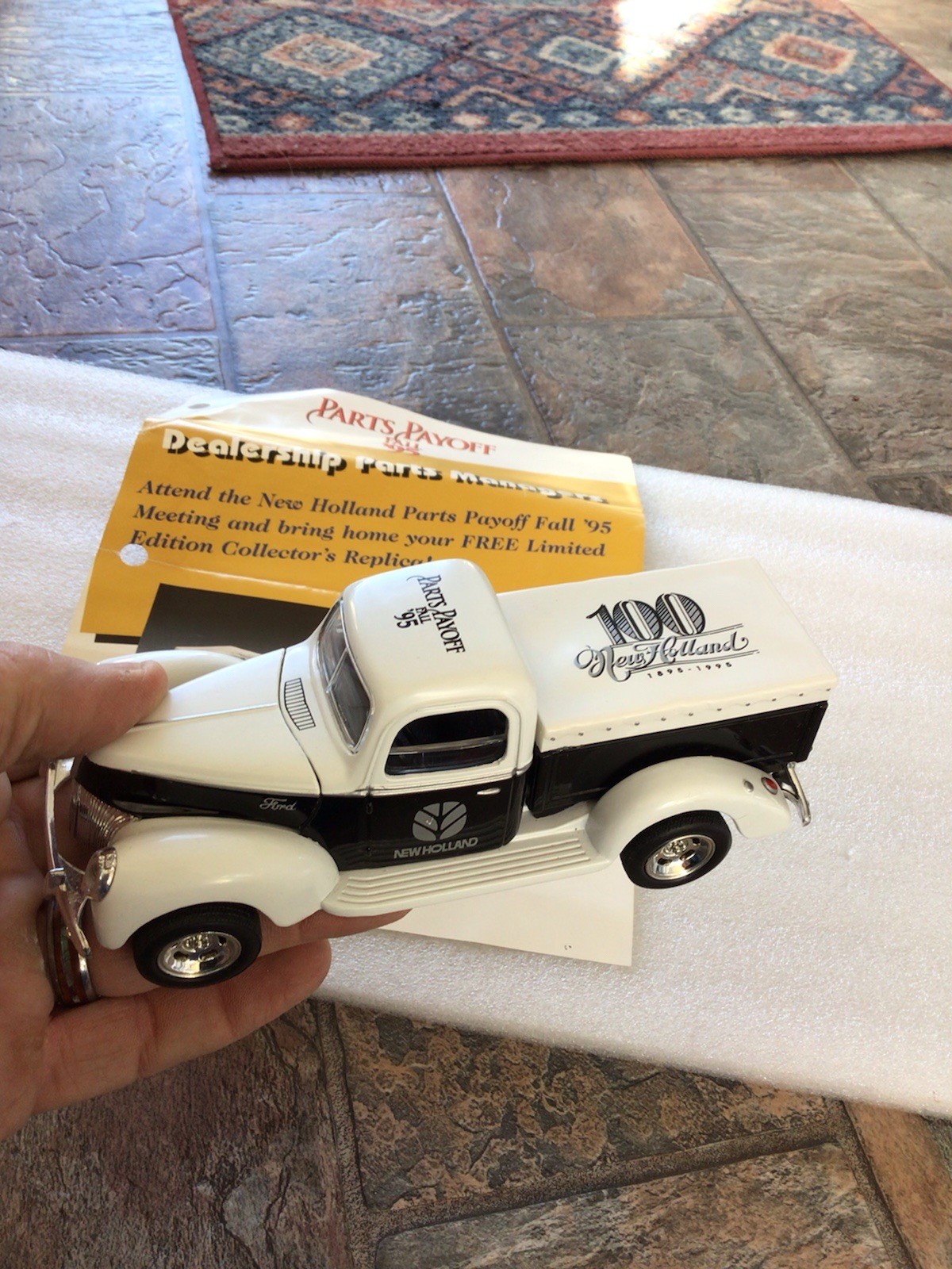 New Holland 1995 Dealer Only Limited Edition Collectors Parts Payoff Coin Bank