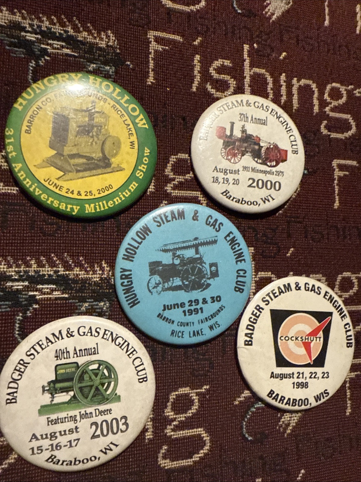 Lot Of 5 Vintage Wisconsin Steam And Gas Engine Club Pins Tractor Hit And Miss