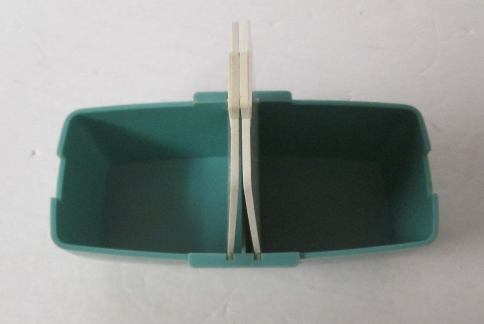 vtg Hassman Elevator & Trucking New Hampton IA Remembrance plastic adv dish rj