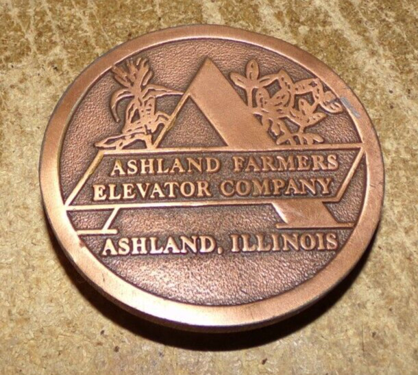 ashland farmers elevator co. ashland,il. metal belt buckle in nice shape used