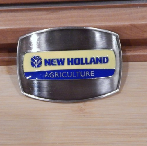 🚜 NEW!! New Holland Agriculture Belt Buckle CNH Licensed Product SpecCast🚜