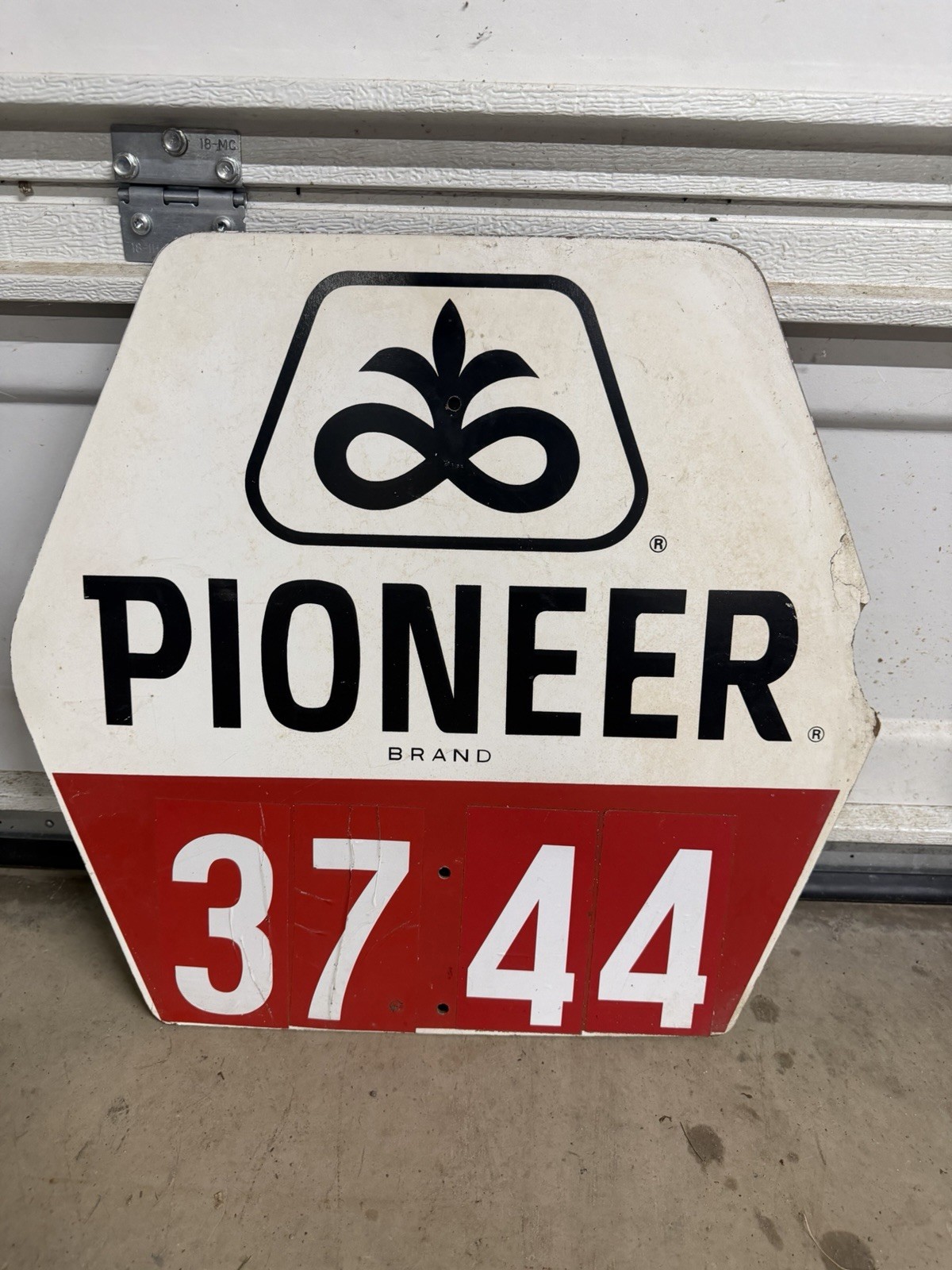 Pioneer Fiberboard Agricultural Farming Sign Numbered At 3744