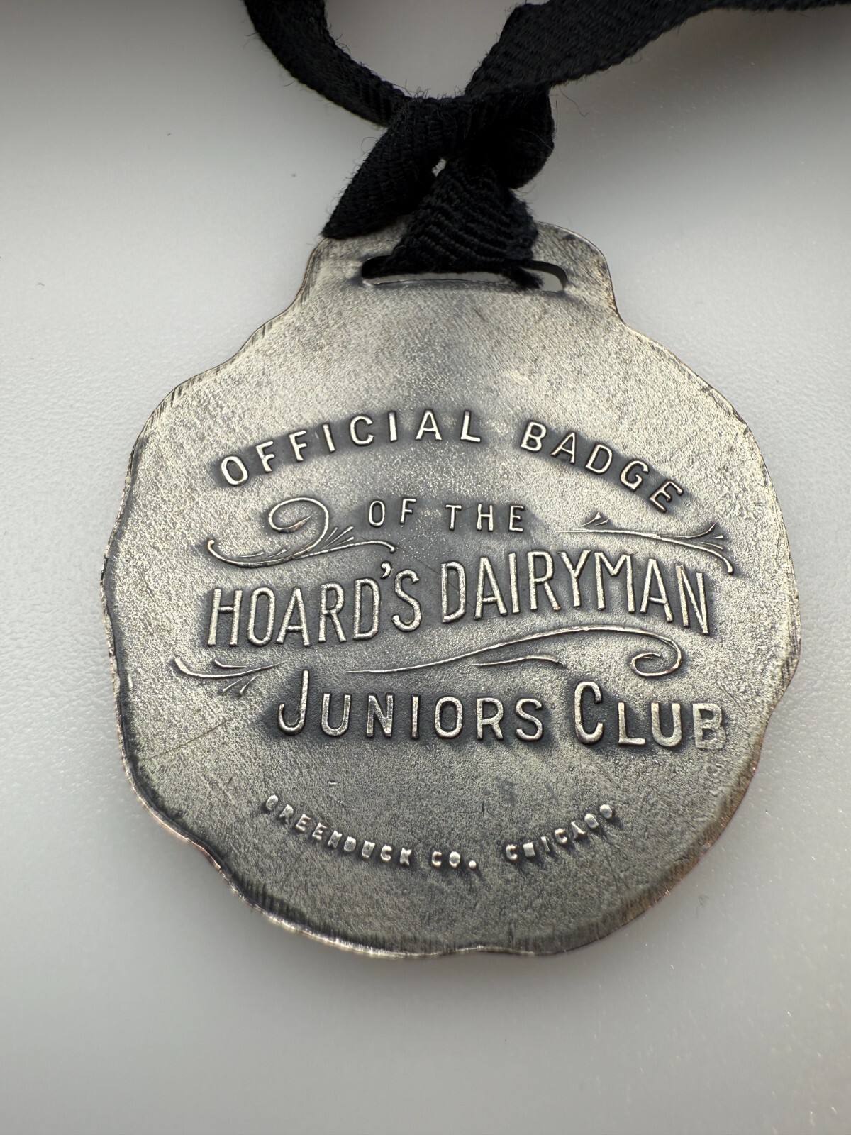 Vintage W.D. Hoard Dairy Badge Medal – Hoard’s Dairyman Juniors Club Chicago
