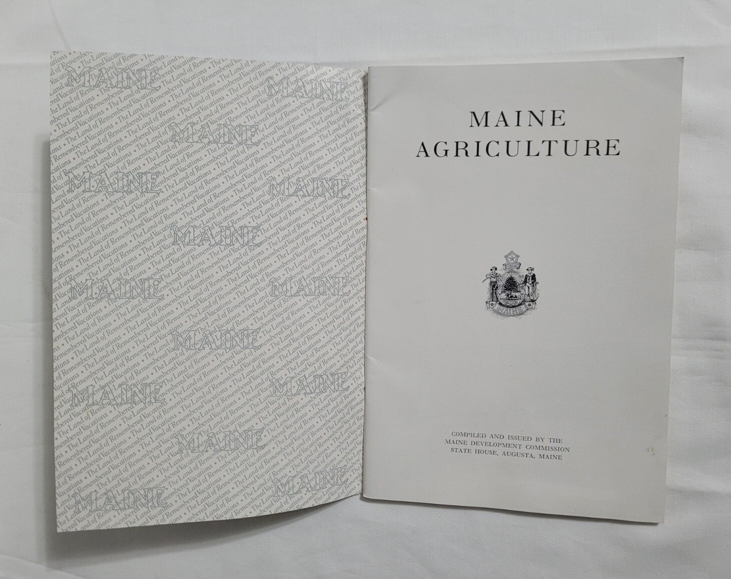 Vintage Maine Agriculture Booklet Cattle Corn Fruit Chickens Farming Ephemera