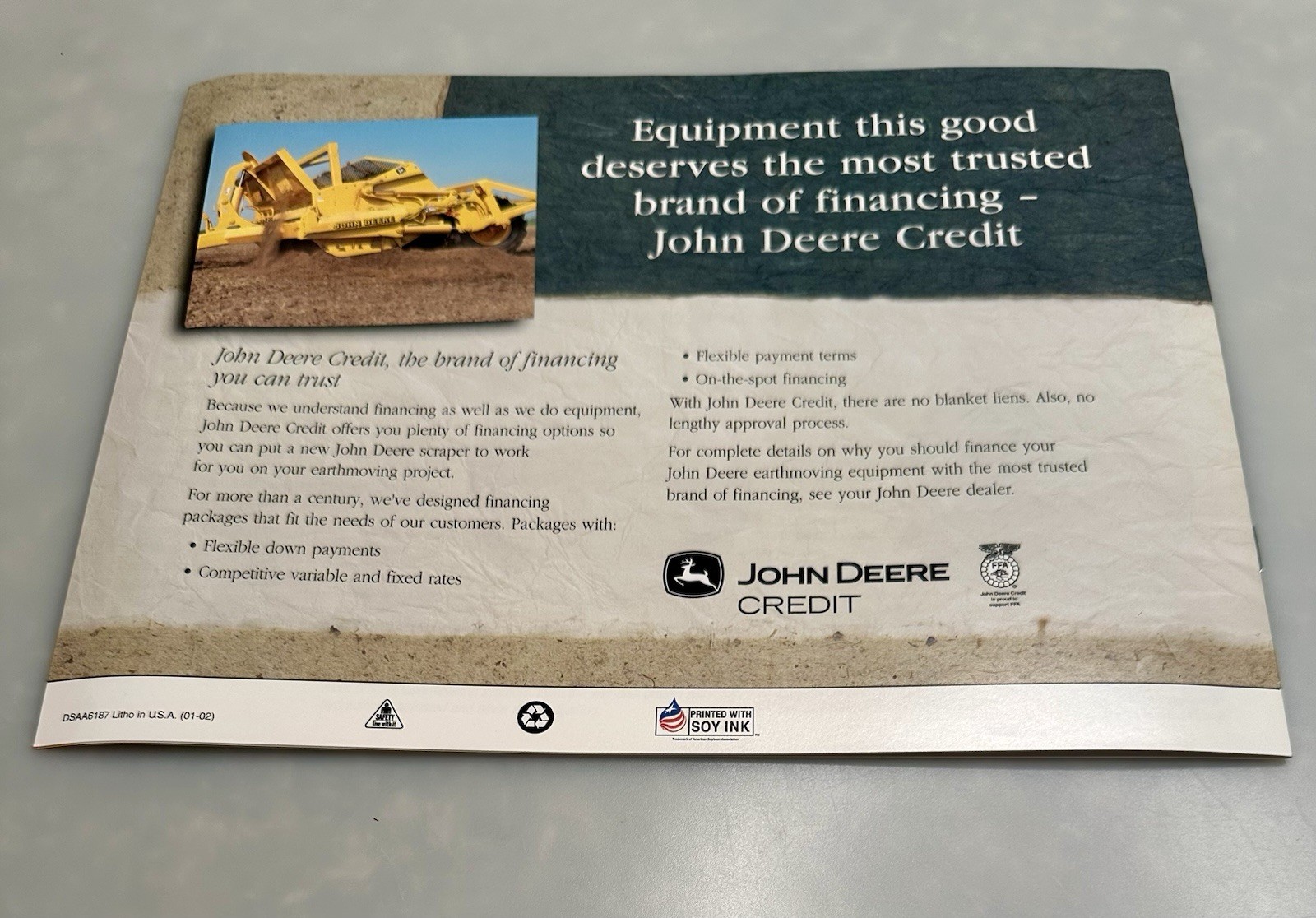 John Deere Scrapers 2001 Brochure For 8000 Ten 8000T Ten & 9000 Series Tractors
