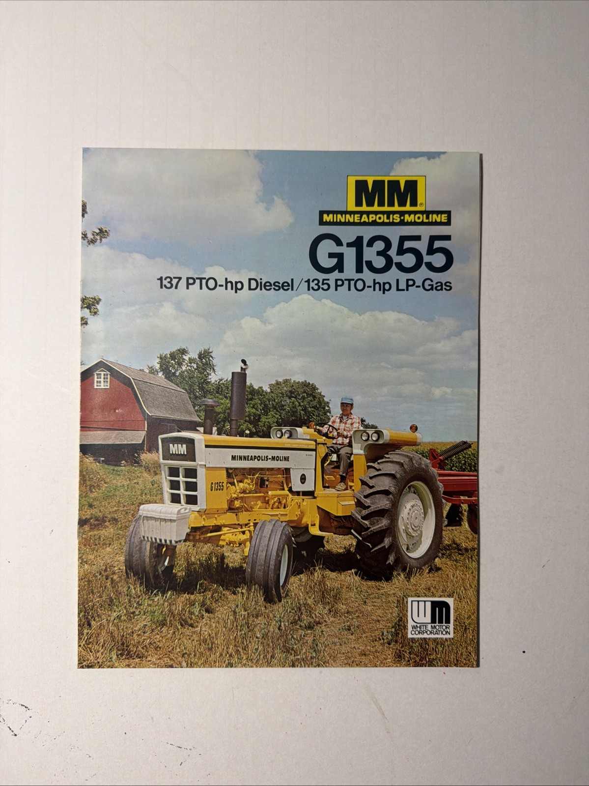 RARE MINNEAPOLIS-MOLINE G1355 TRACTOR 8 PAGES Sales Brochure NICE CONDITION
