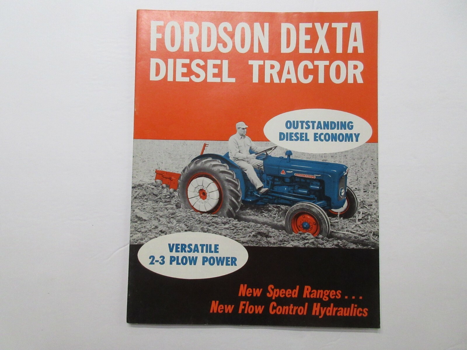Fordson Dexta Diesel Tractor Sales Brochure 1961 8 Page