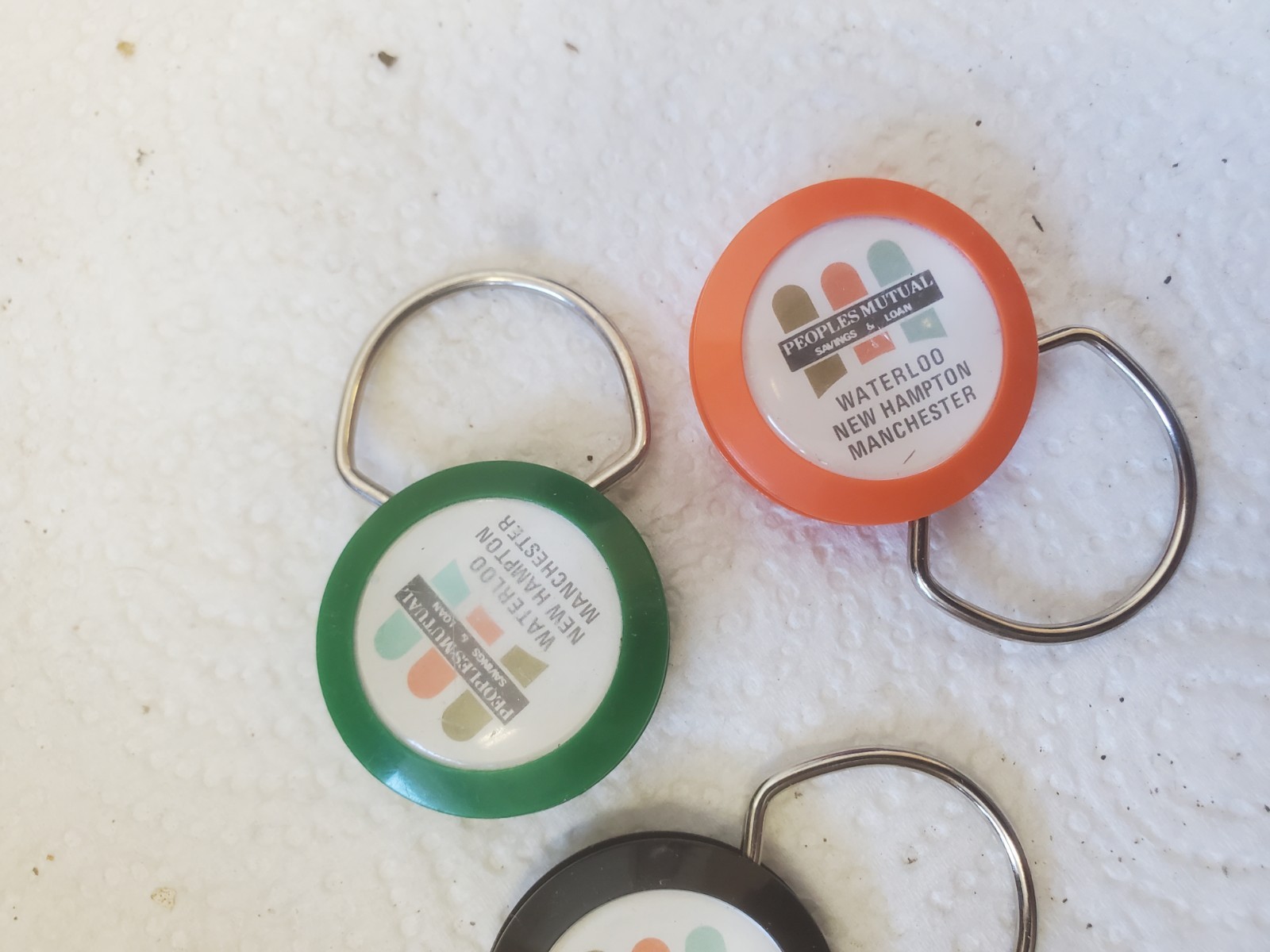 3 Keychains People Mutual Savings & Loan Waterloo New Hampton Manchester Iowa
