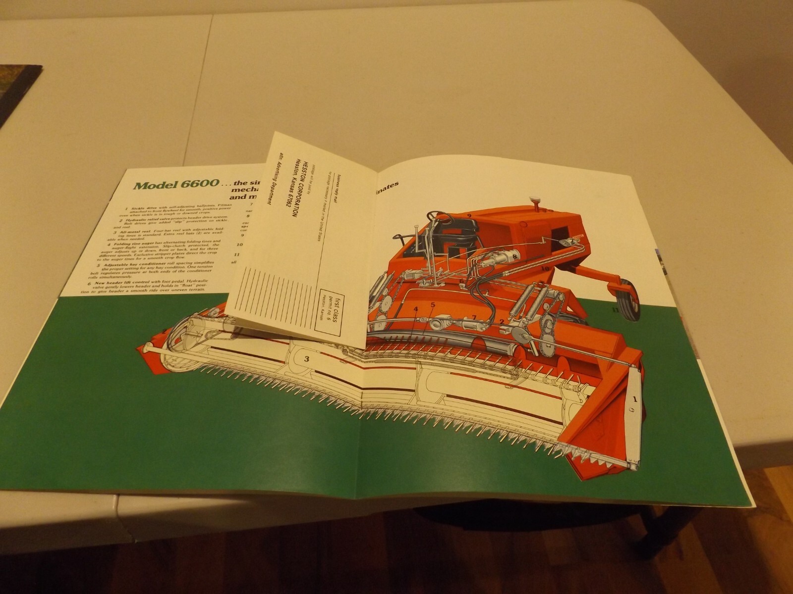 HESSTON Hydro-Static Windrower MODEL 6600, LIT # HW-1 875 1975