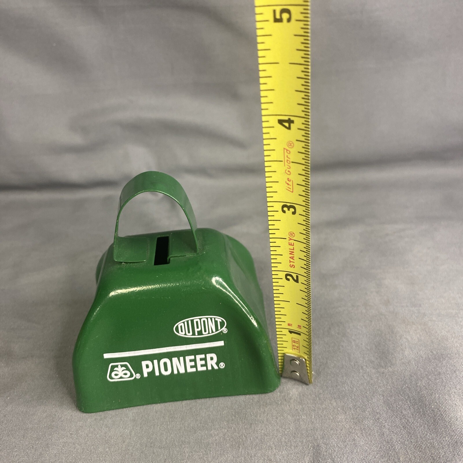 Du Pont Pioneer Cowbell Advertiser