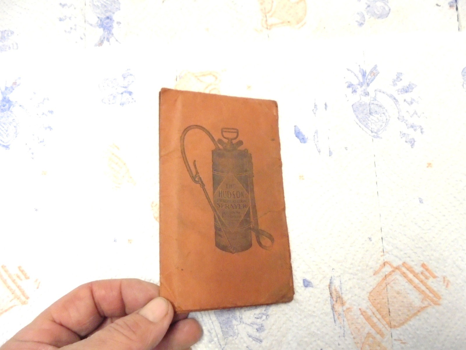 small folder hudson manufacturing minneapolis minnesota sprayers livestock equip