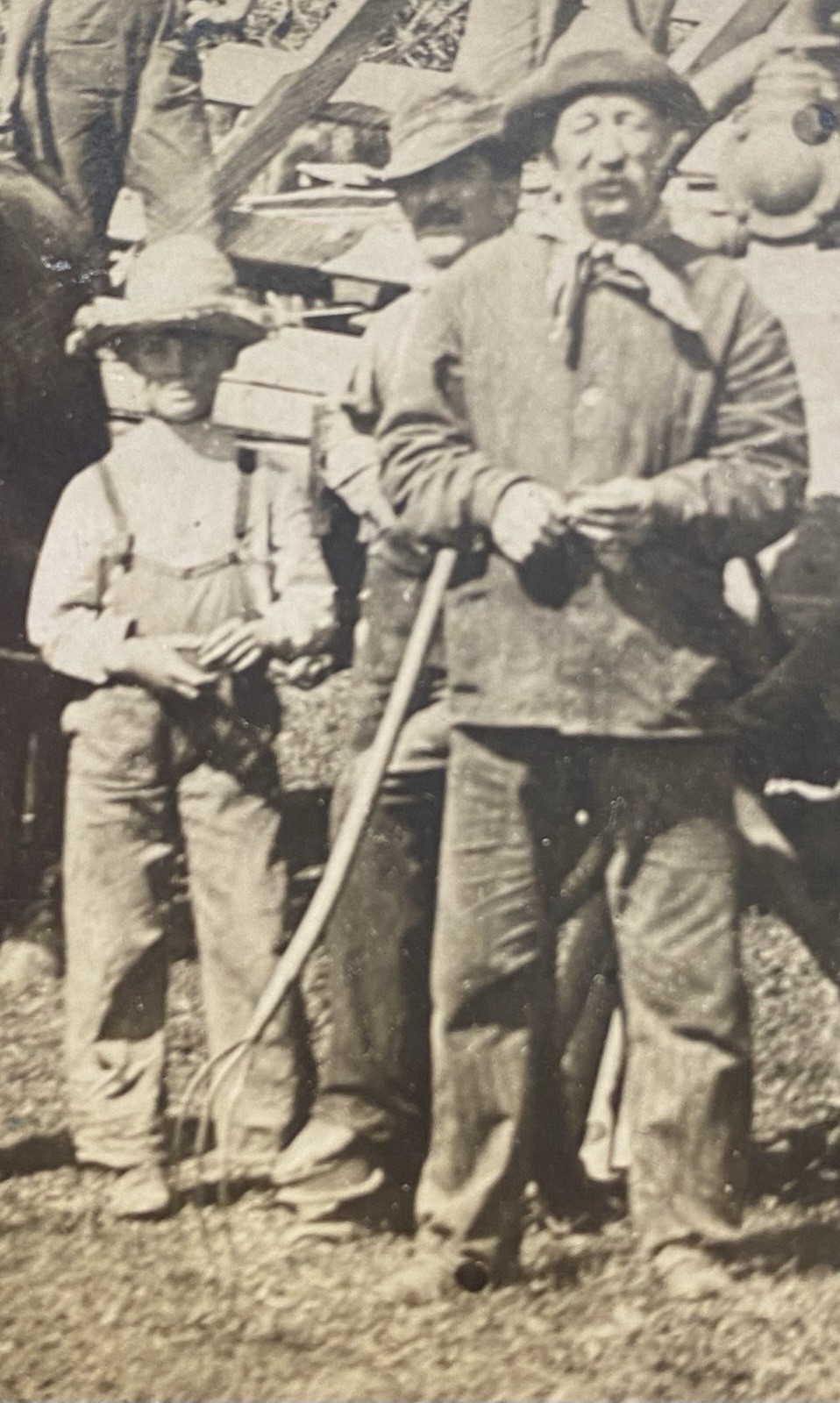 1900c **FARM HANDS & AGRICULTURAL EQUIPMENT** UNUSED REAL-PHOTO POSTCARD (RPPC)!