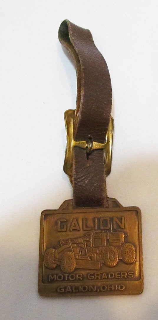 GALION MOTOR GRADERS TANDEM ROLLERS METAL WATCH FOB or KEY FOB VINTAGE OHIO OH
