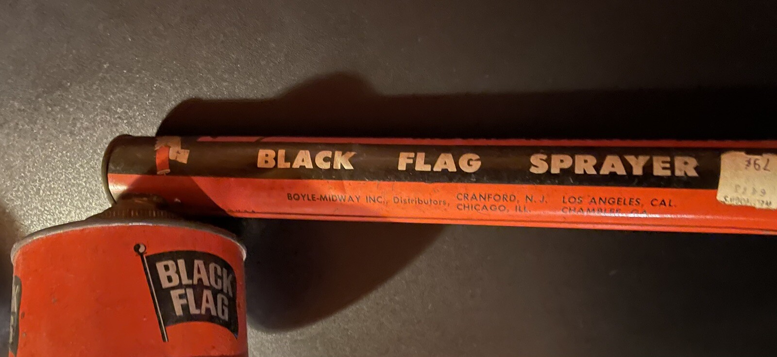 Vintage Advertising Black Flag Bug Metal Tin Can 1 Pint All Purpose Sprayer