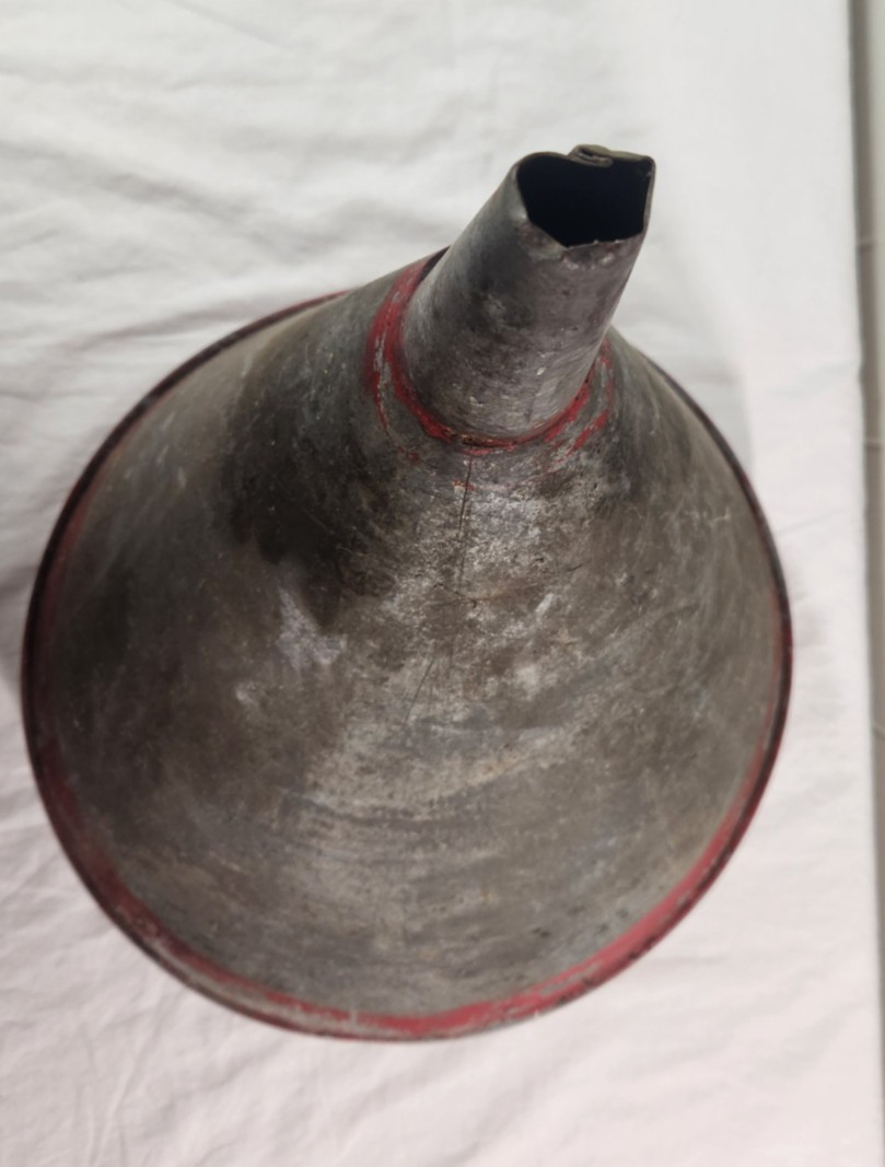 Delphos Funnel Vintage Galvanized Large Metal 14&Prime; Tall 12 1/2&Prime; dia Farm U.S.A.