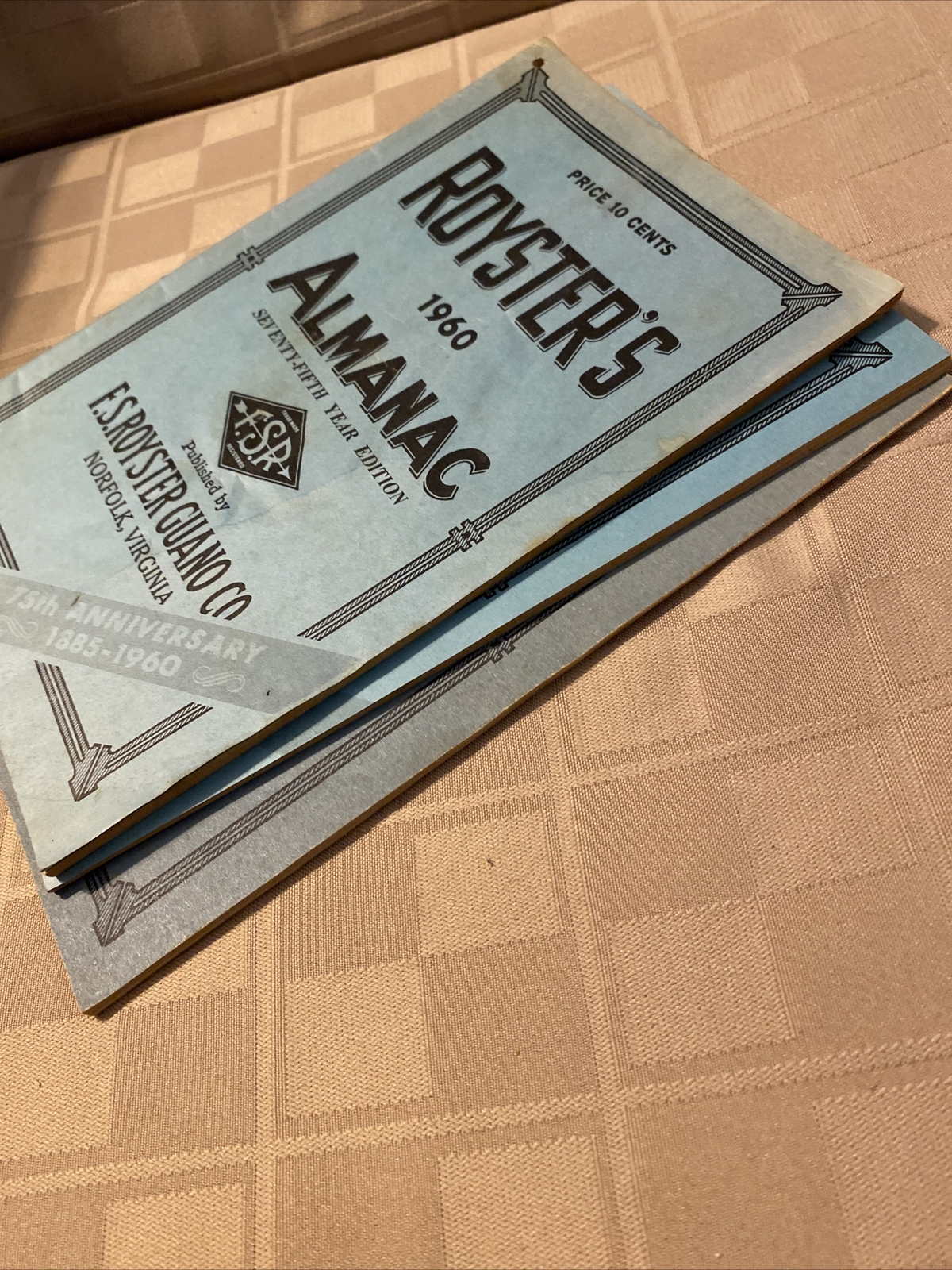 Vintage F.S.Royster Guano Farmer&rsquo;s Almanac