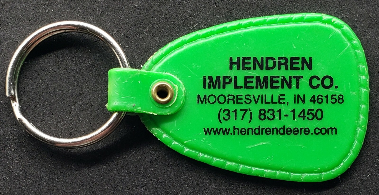 HENDREN IMPLEMENT CO. FRANKLIN INDIANA MOORESVILLE INDIANA KEYRING FOB KEYCHAIN