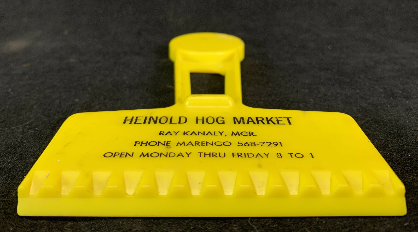 Heinold Hog Market Yellow Plastic Vintage Ice Scraper Marengo Illinois 1957 USA