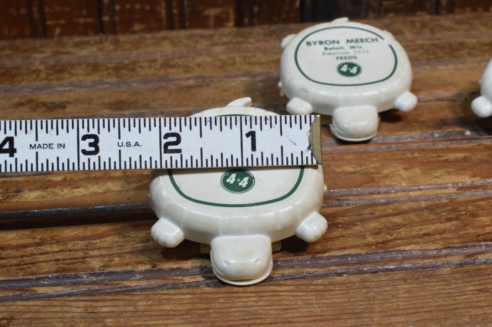 4×4 BYRON MEECH FEEDS TURTLE PINCH CLIP CLOTHES PIN CIRCA 1950s BELOIT WISCONSIN