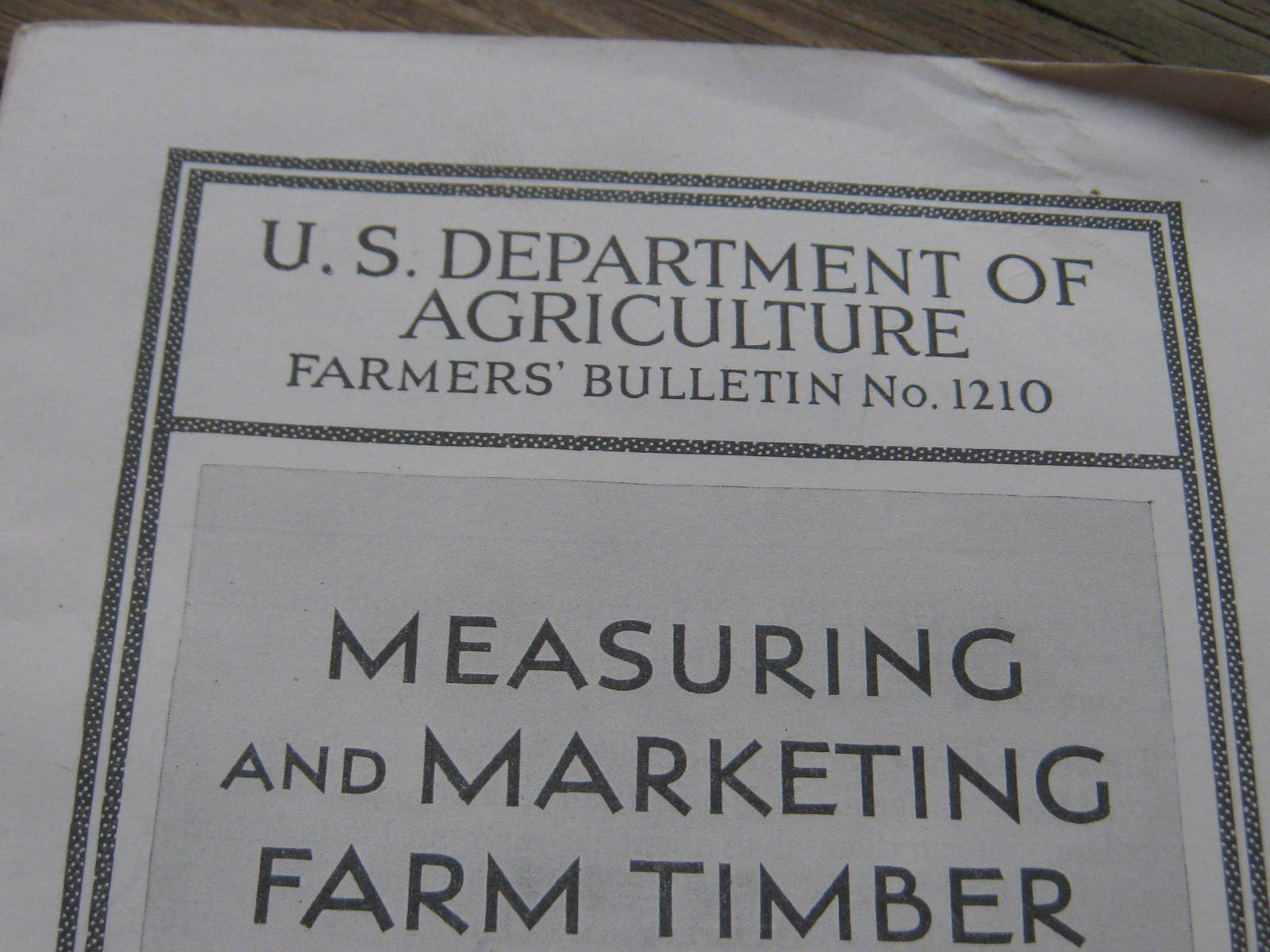 1940 US Department Agriculture Farmer&rsquo;s Bulletin Measuring Marketing Farm Timber