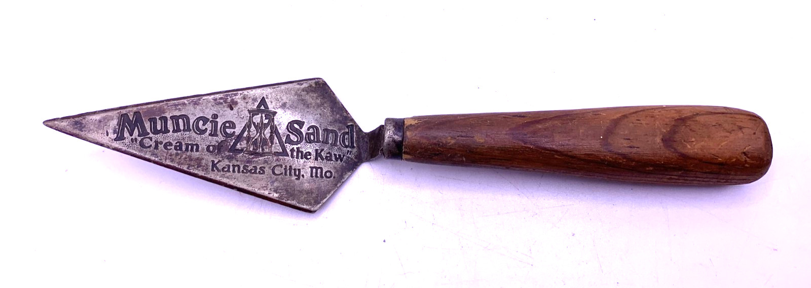 Antique MUNCIE SAND « Cream of the Kaw » advertising etched Trowel w/ wood handle