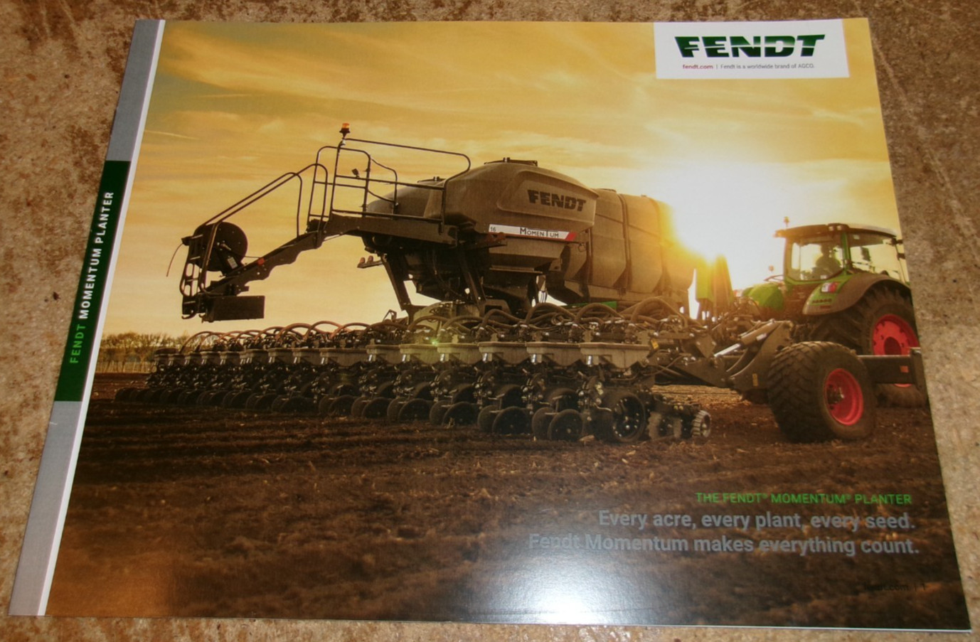 2022 fendt momentum planter brochure new