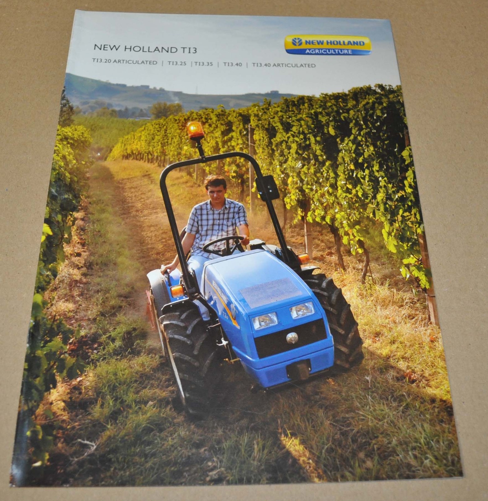 2013 New Holland TI3 Tractor Brochure Prospekt IT
