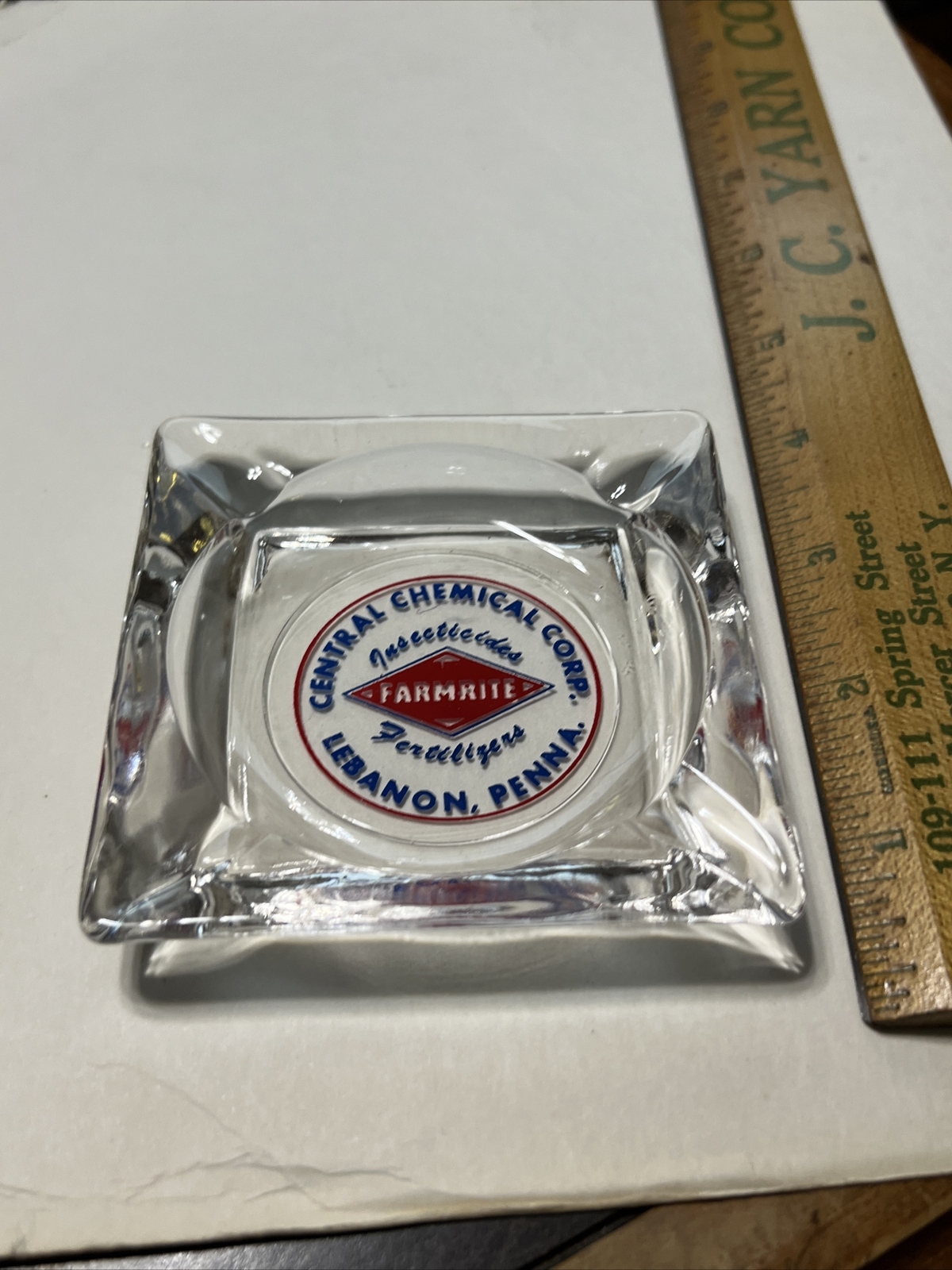 Vntg Glass Ashtray Farmrite Fertilizers Central Chemical Corp Lebanon Pa