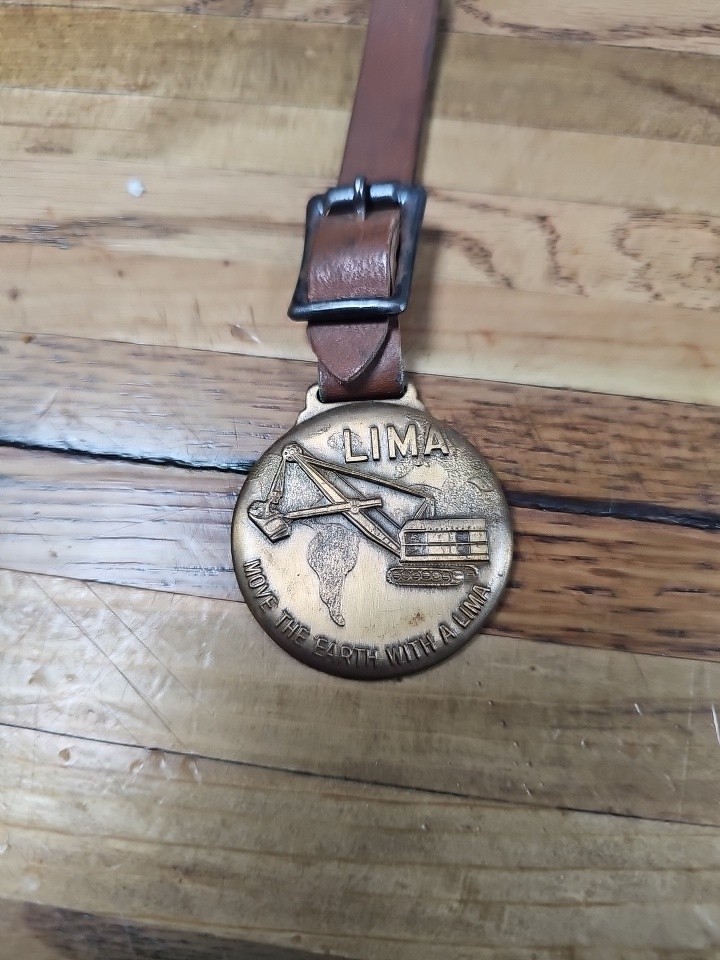 Vtg Lima Shovels Dragline Clamshells Cranes Pocket Watch Fob Very Nice W/Strap